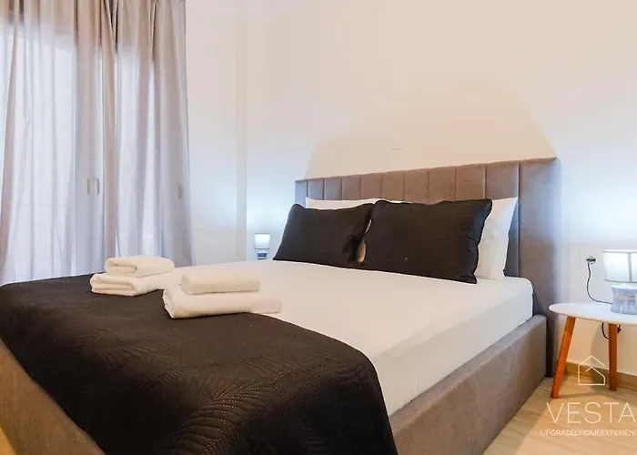 Theofilos Urban Apartment, Close To City Center